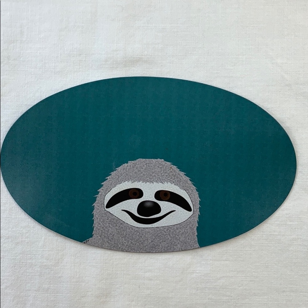 Large flexible sloth magnet